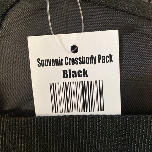 🦉 Brand New just released Crossbody bag 💥 - Picture 9 of 9